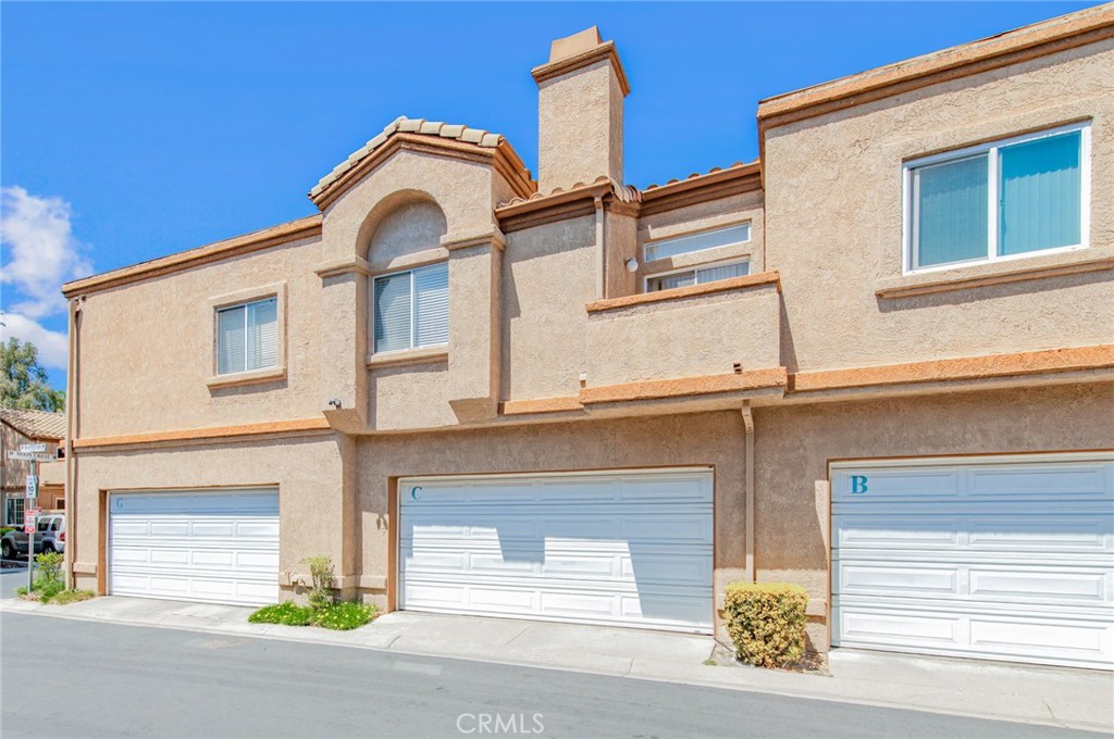 14689 Moon Crest Lane C