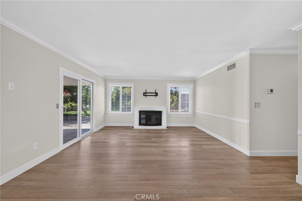 807 N Madera
