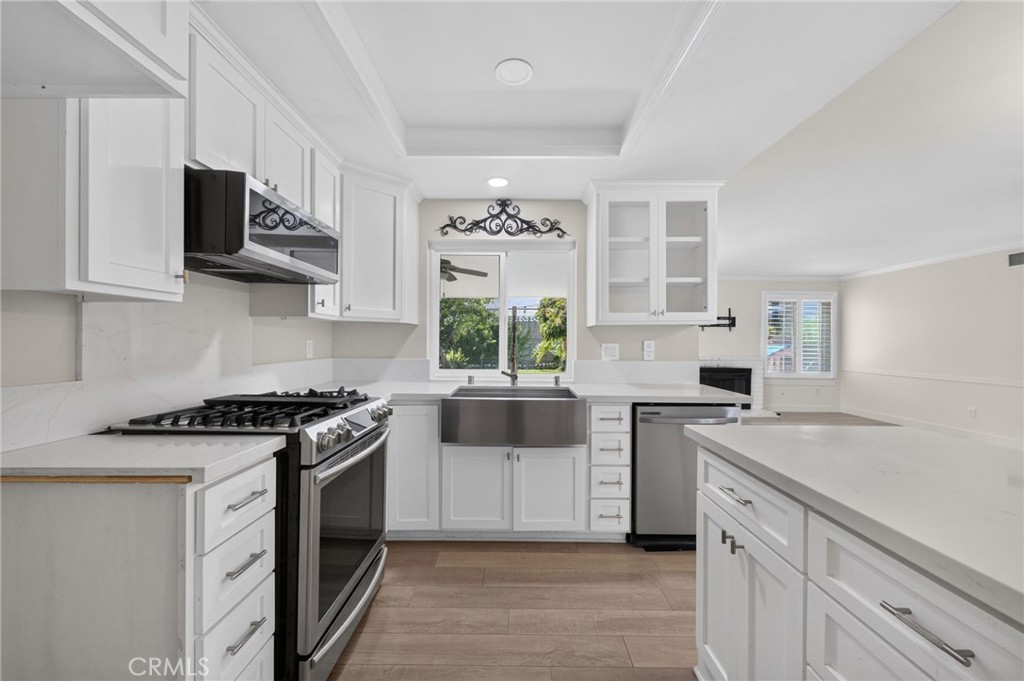 807 N Madera