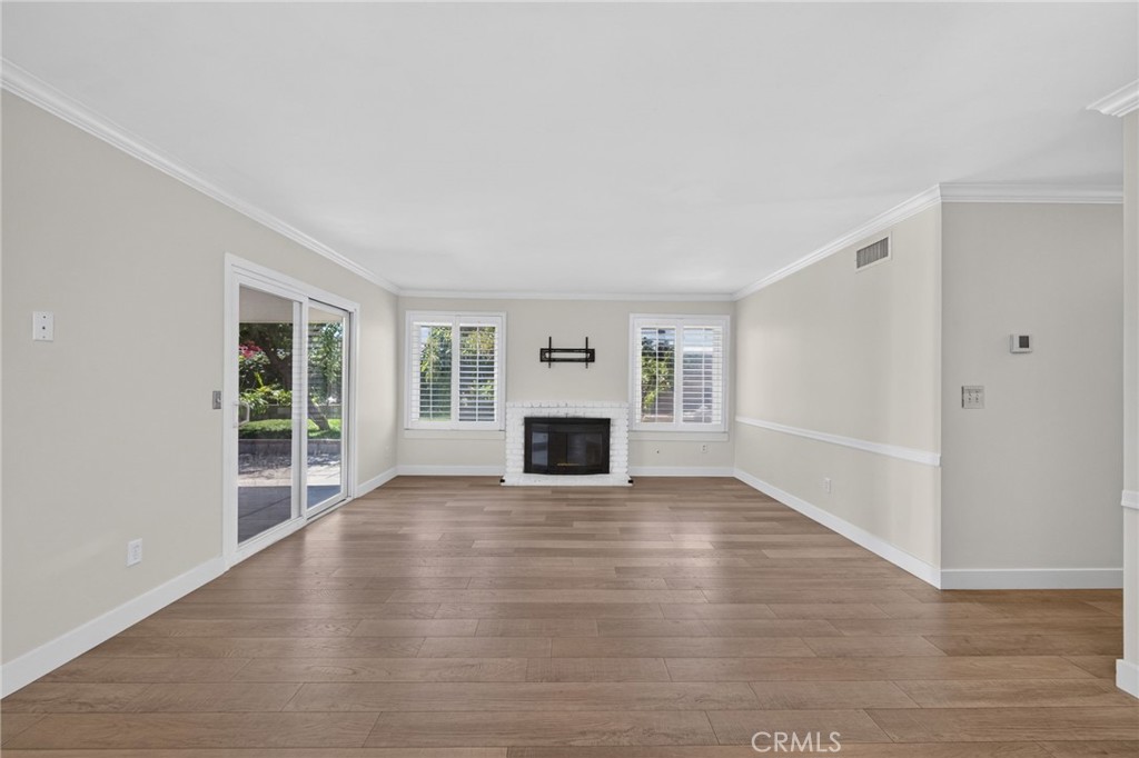 807 N Madera