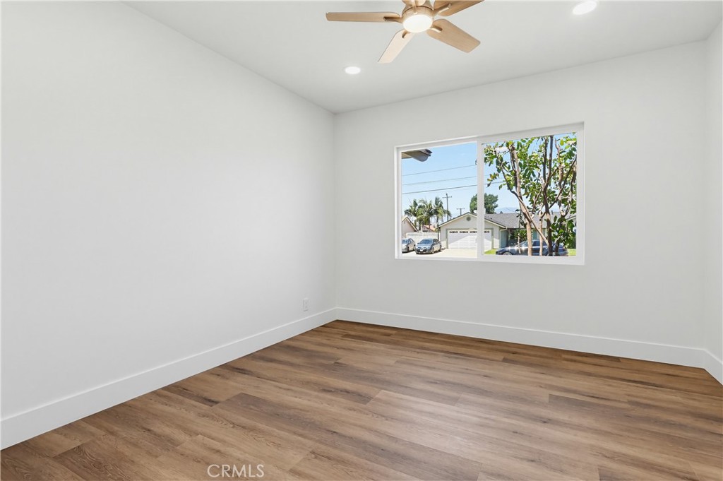 1532 E Old Badillo