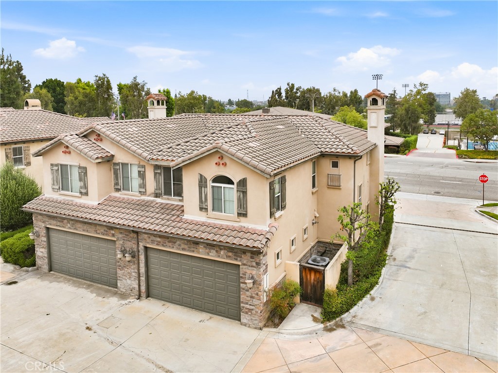 1603 Huntington Dr.