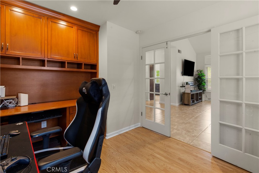 6118 E Garnet