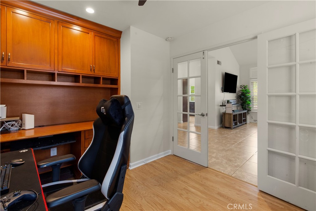 6118 E Garnet