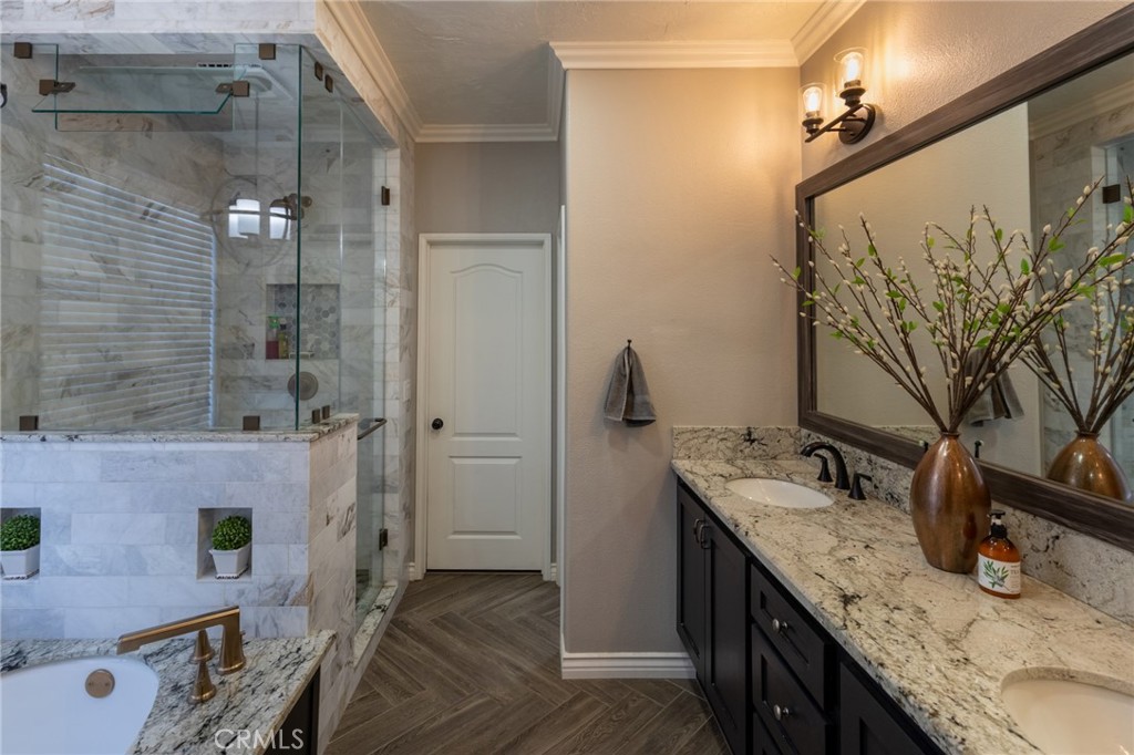 13190 Mugu Court