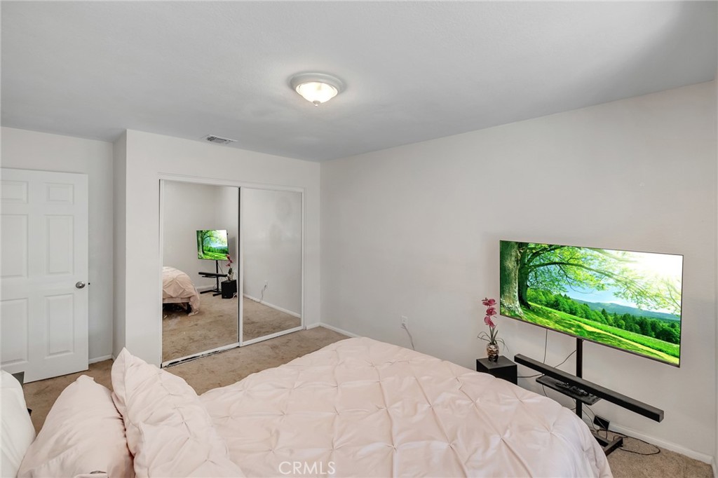 13251 Winona