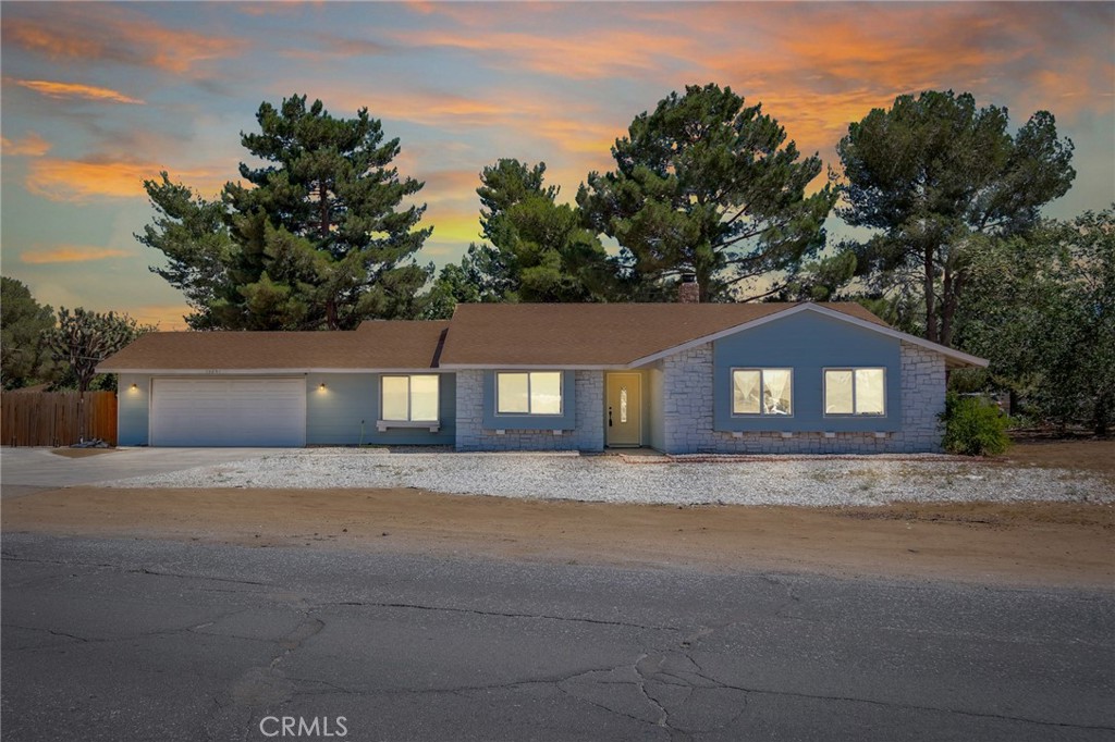 13251 Winona