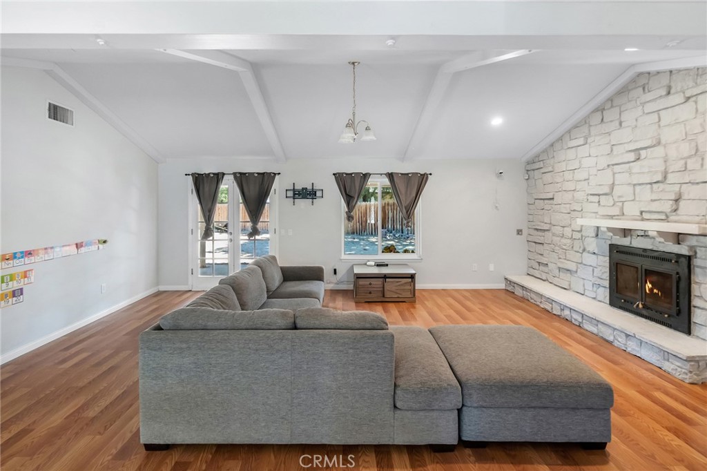 13251 Winona