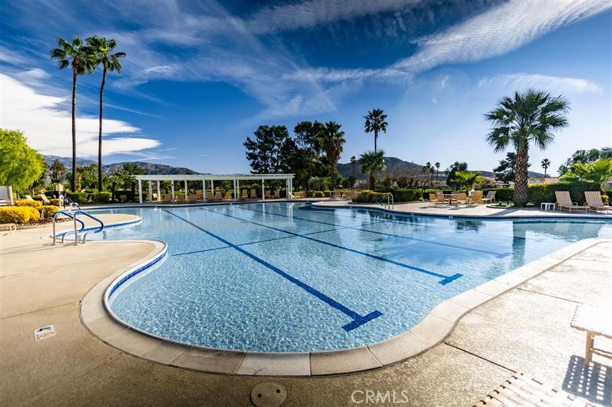 5831 Oakmont