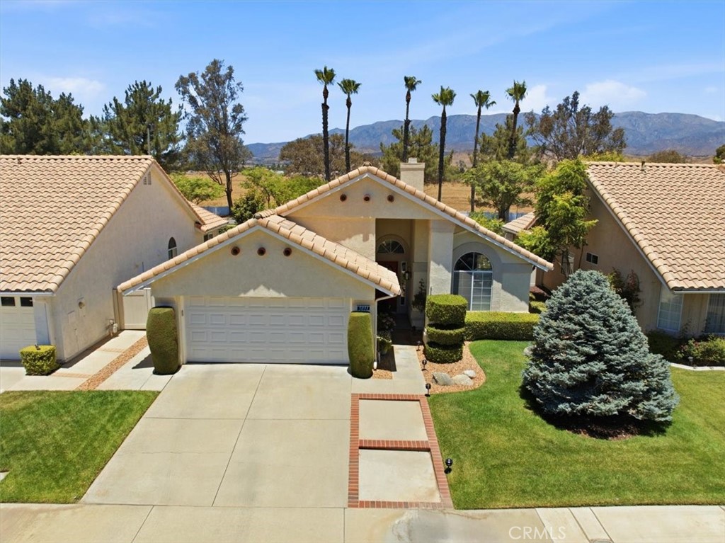 5831 Oakmont