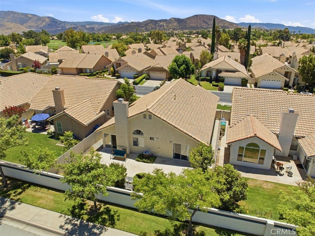 5831 Oakmont