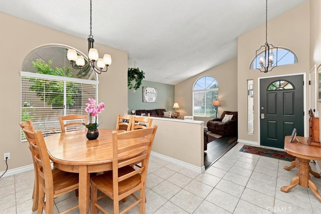 5831 Oakmont