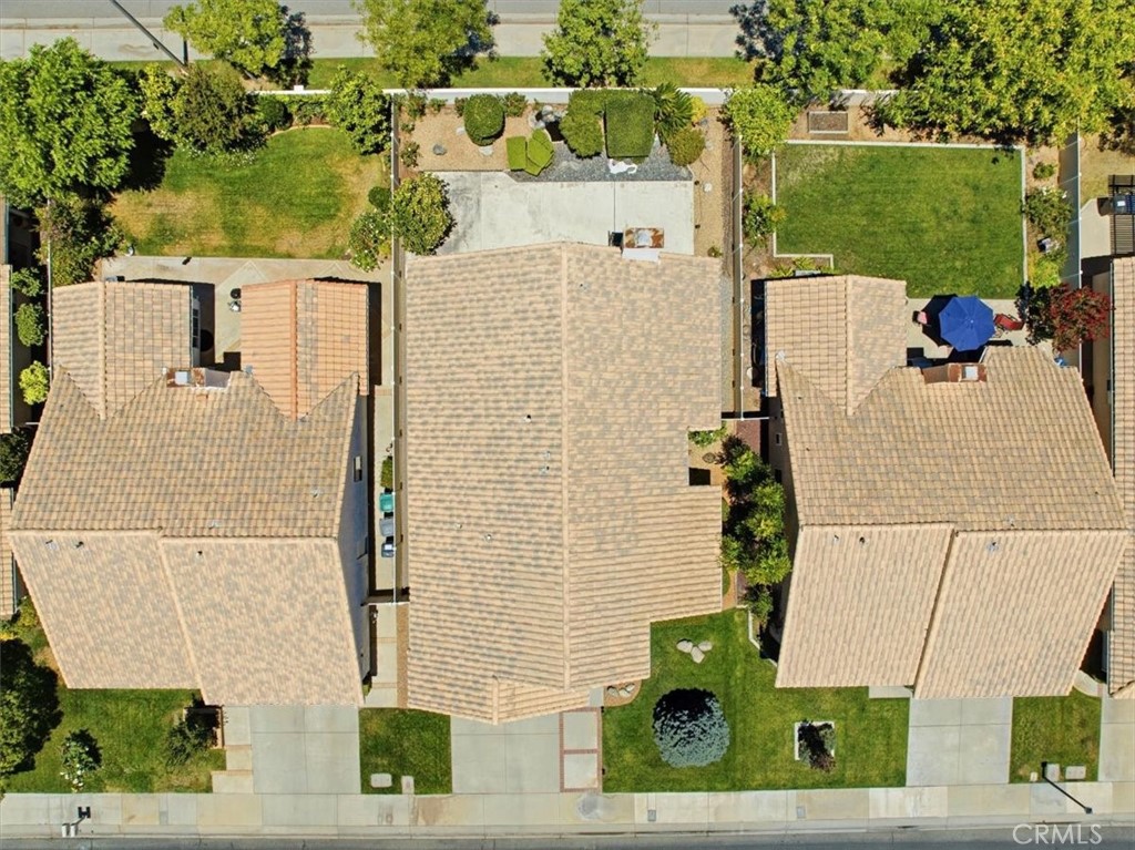 5831 Oakmont