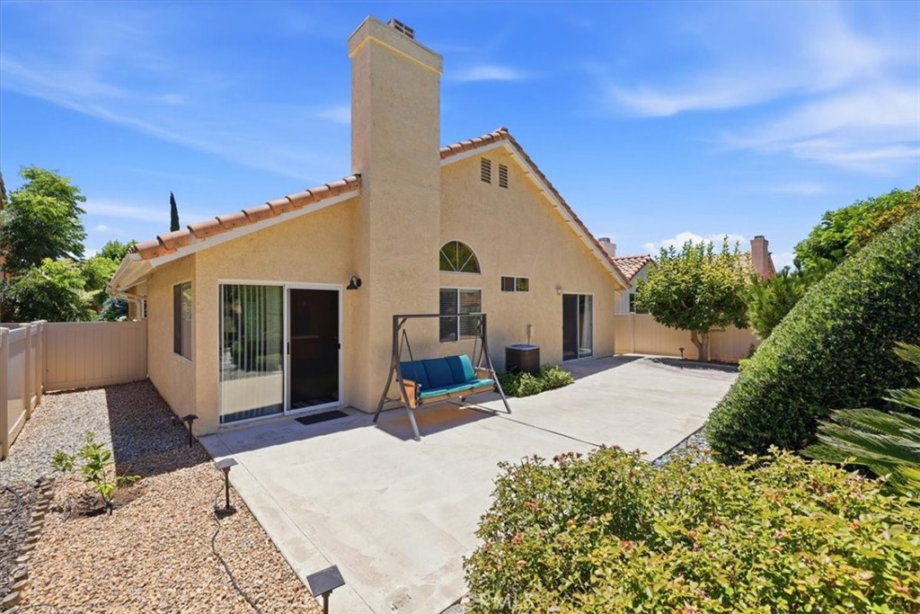 5831 Oakmont