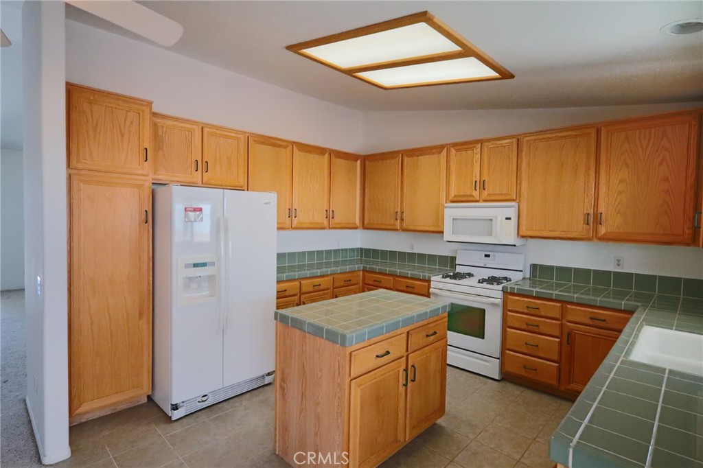 17141 Millbrook