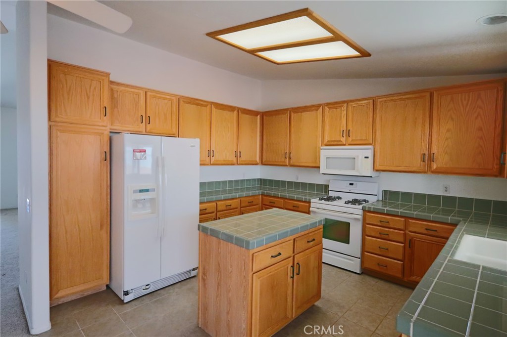 17141 Millbrook