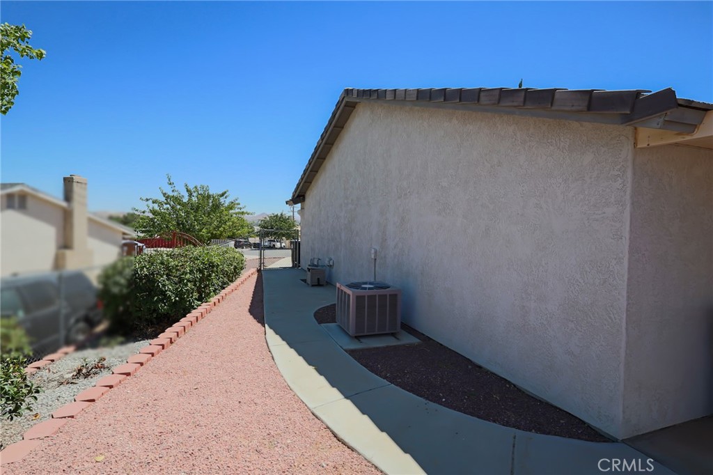 17141 Millbrook