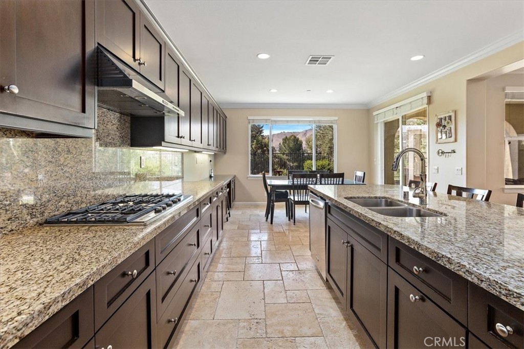3152 Vista Terrace