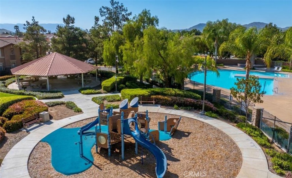 3152 Vista Terrace