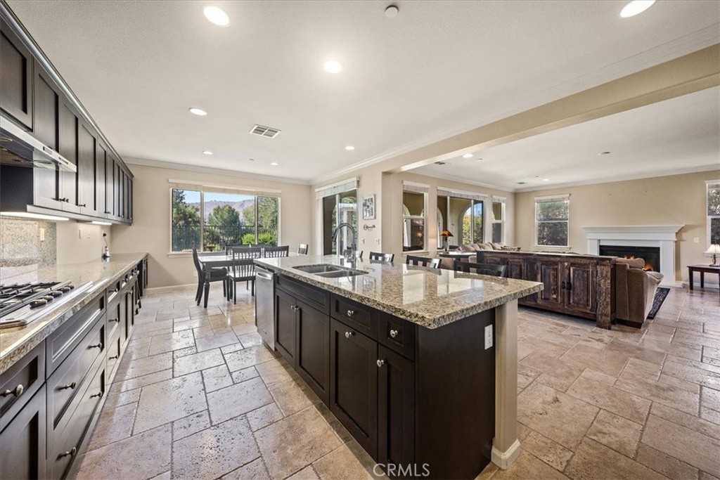 3152 Vista Terrace