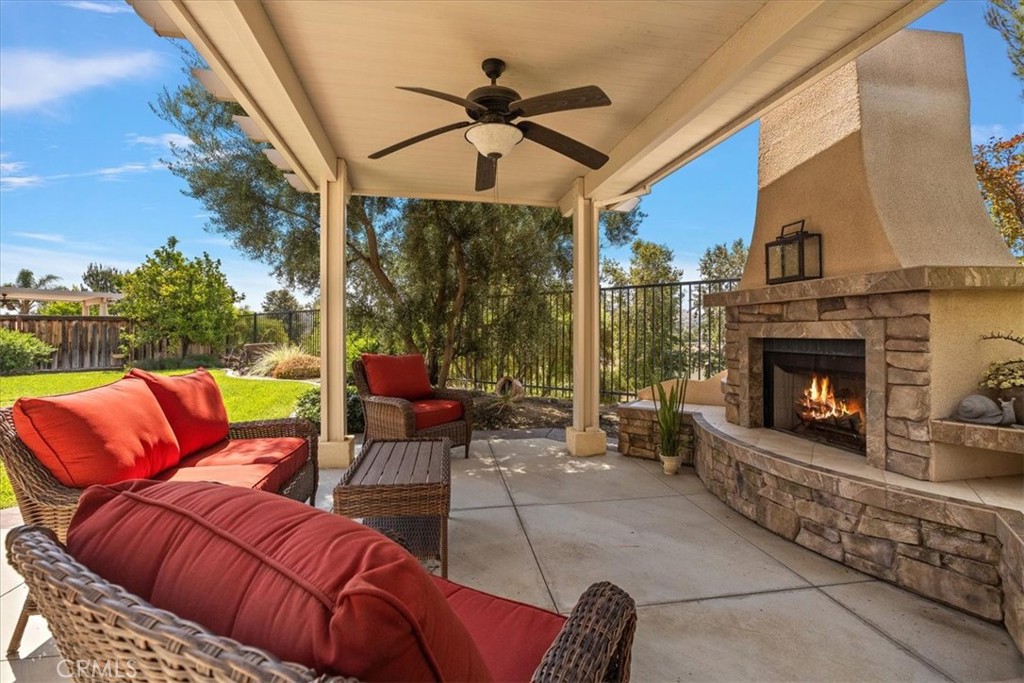 3152 Vista Terrace
