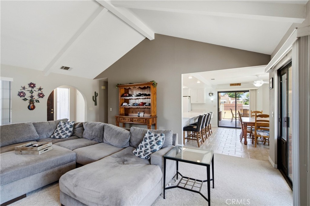 14779 Greenbriar