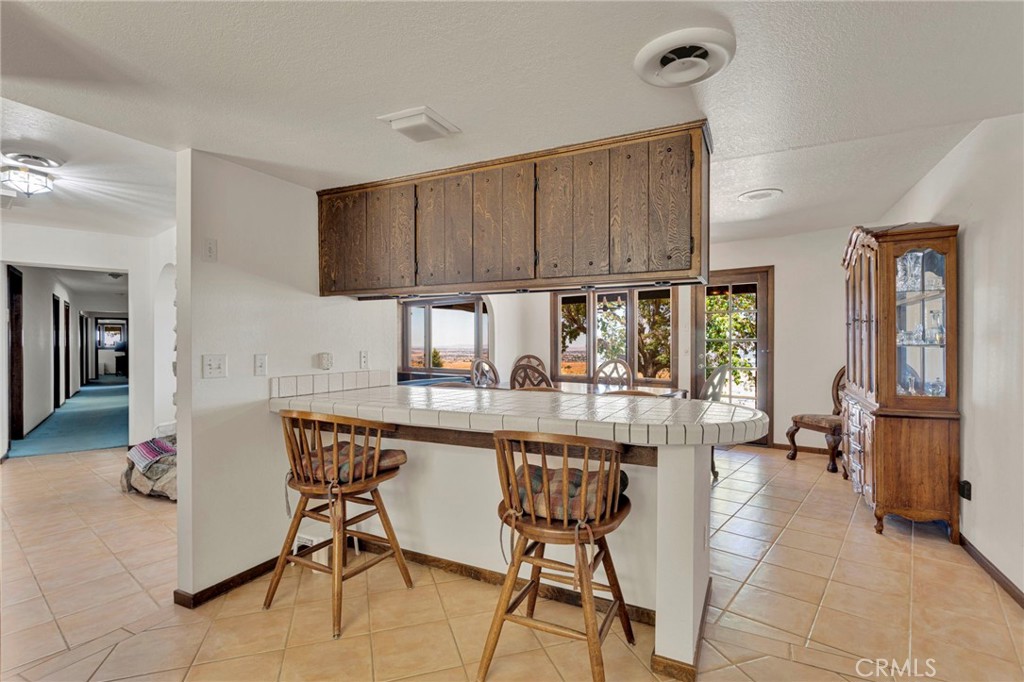 8988 Buena Vista