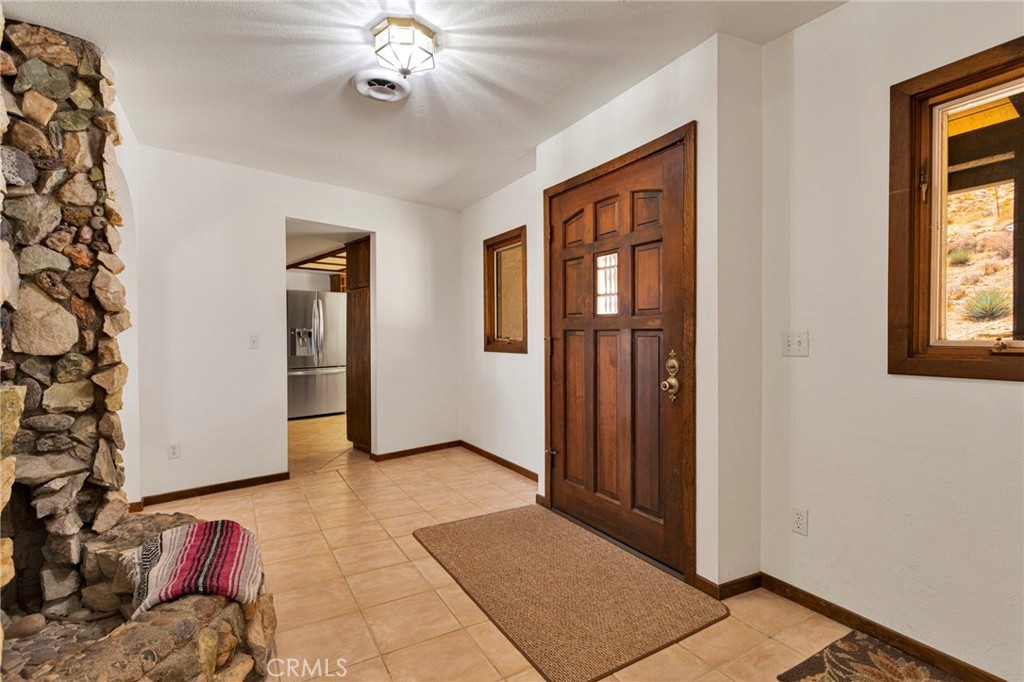 8988 Buena Vista