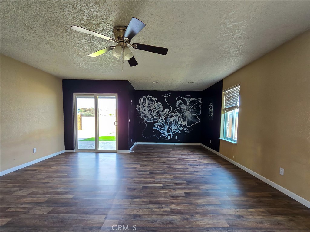 10282 Farmington