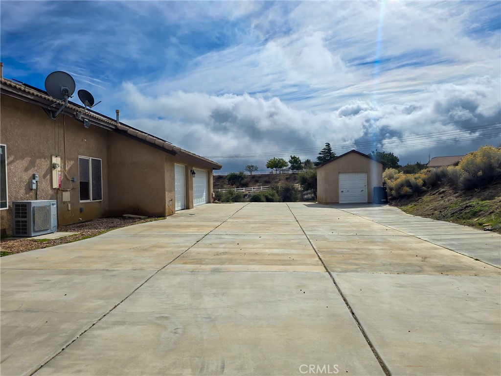 10282 Farmington