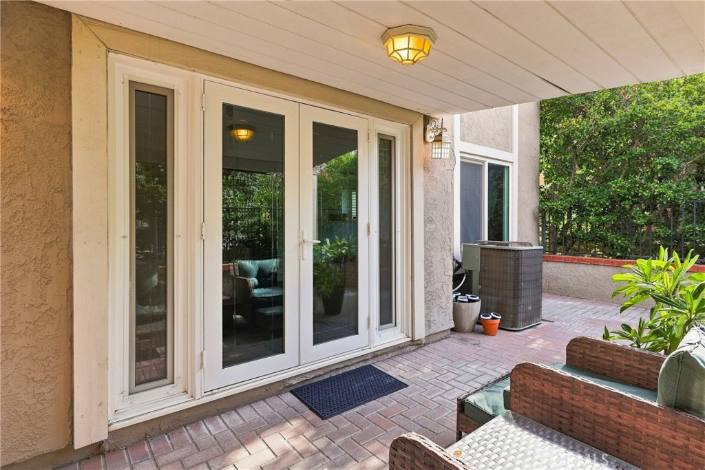 563 Wayland Court