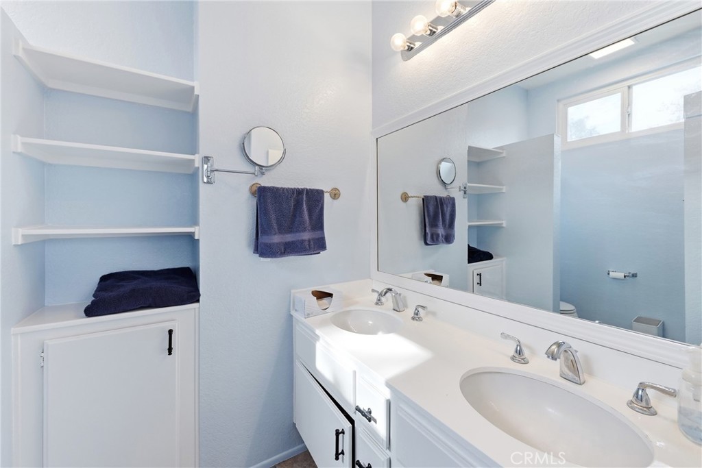 563 Wayland Court