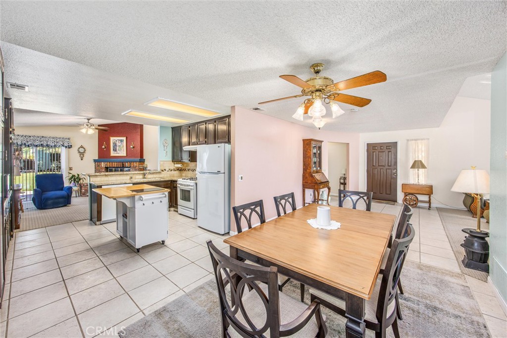 6371 Almond Valley