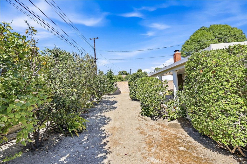 673 Strongbow Drive