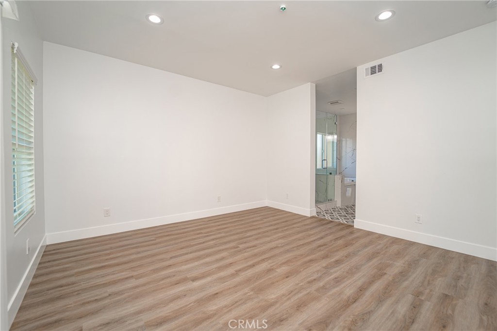 22112 Ibex Avenue