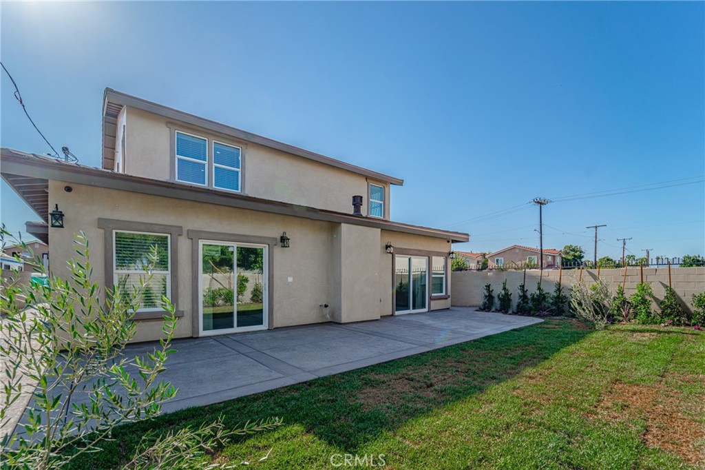 22112 Ibex Avenue