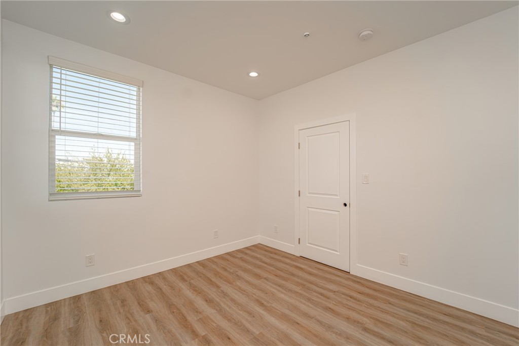 22112 Ibex Avenue