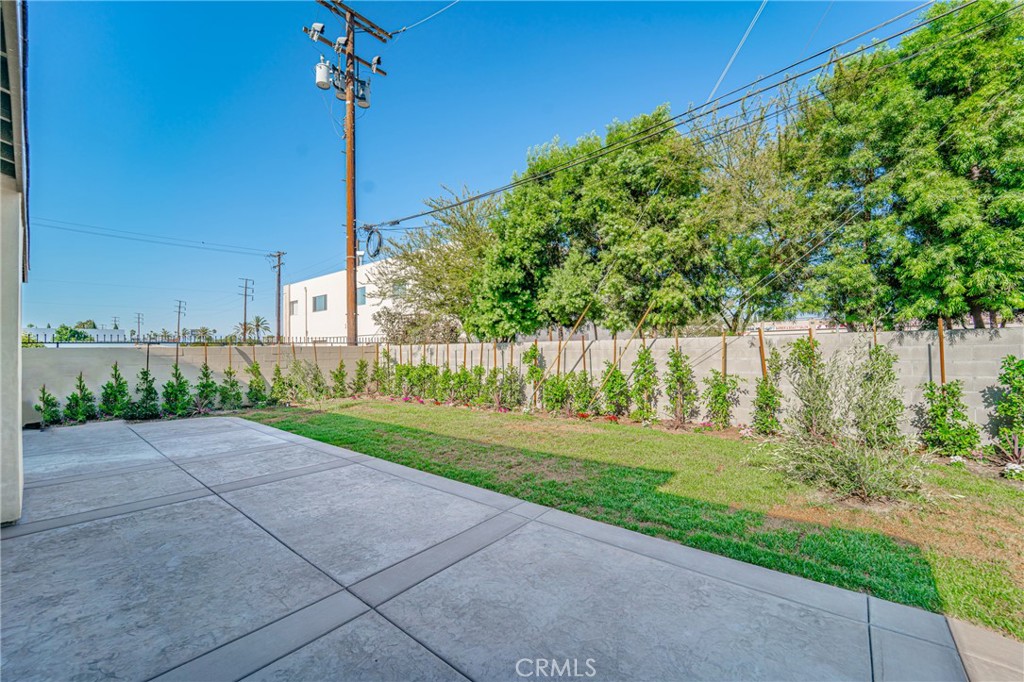 22112 Ibex Avenue