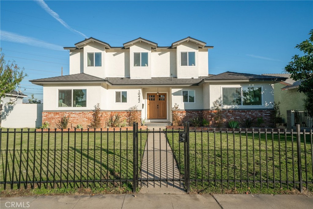 10442 Woodman Avenue