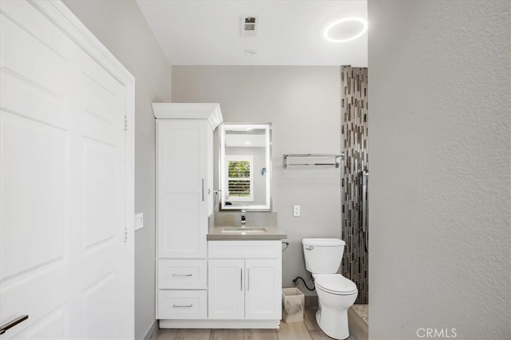 6701 Tanzanite Street