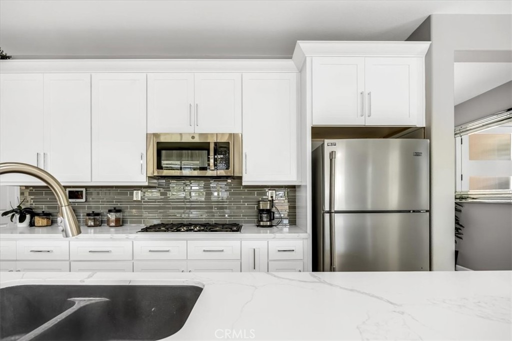 6701 Tanzanite Street