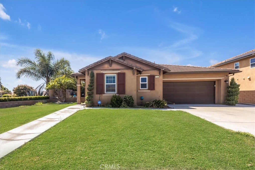 6701 Tanzanite Street