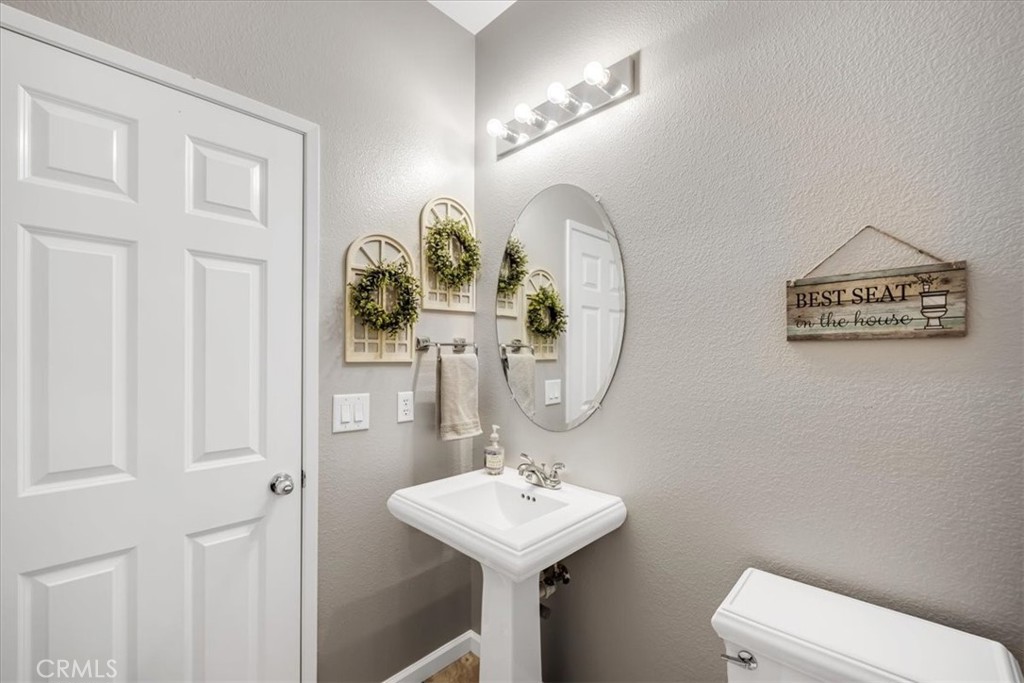 6701 Tanzanite Street