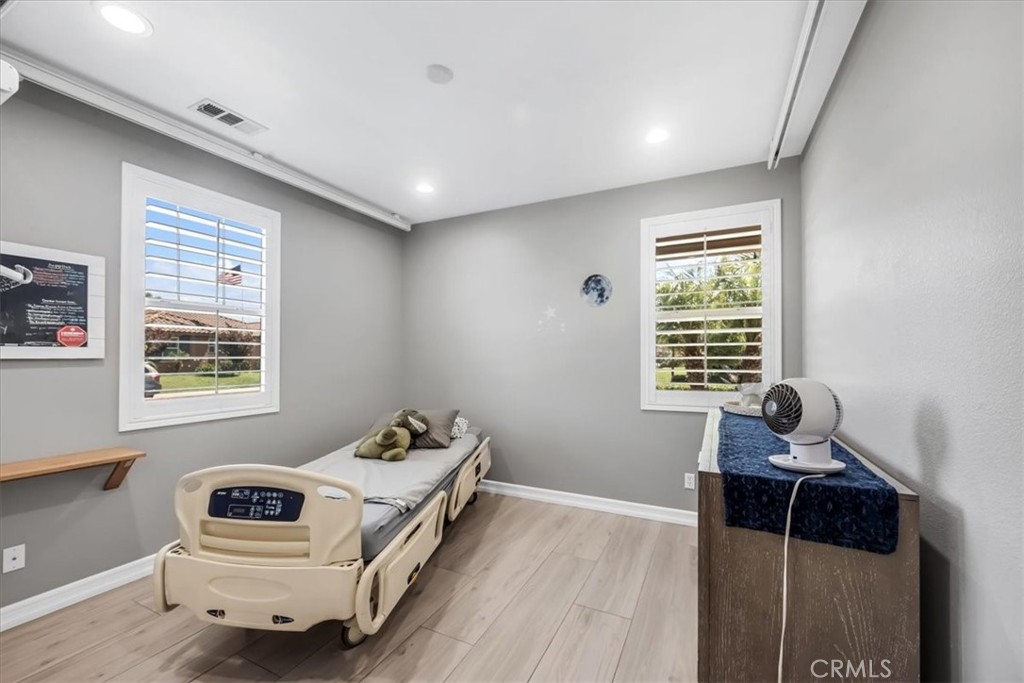 6701 Tanzanite Street