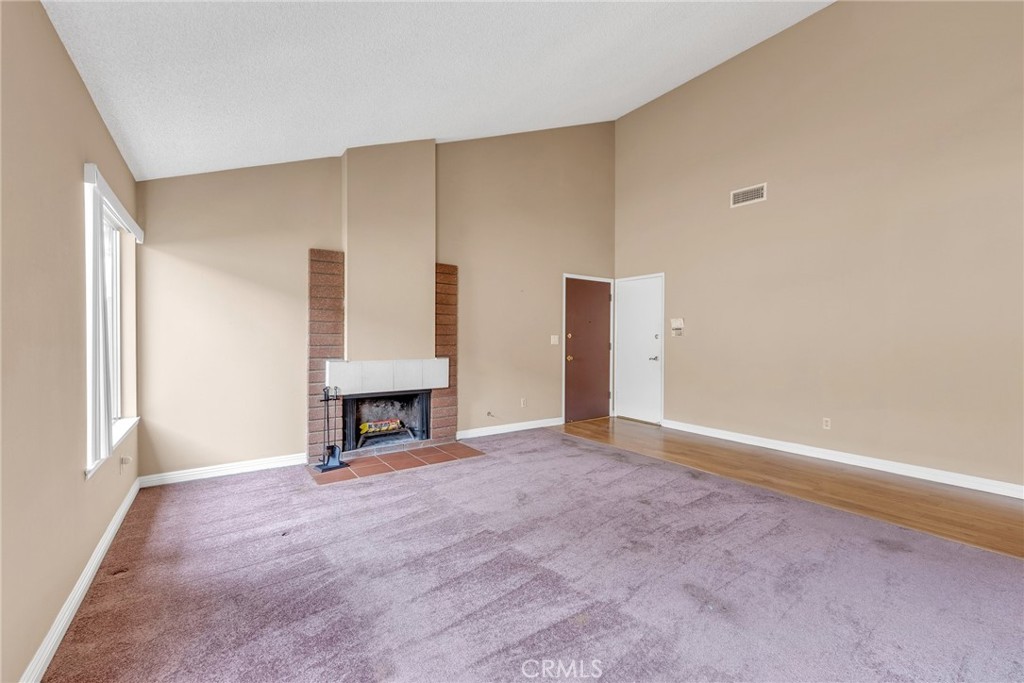 17111 Stowers Avenue