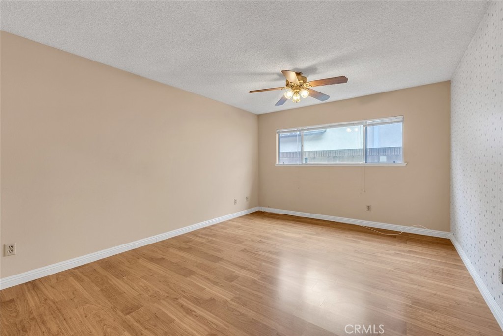 17111 Stowers Avenue