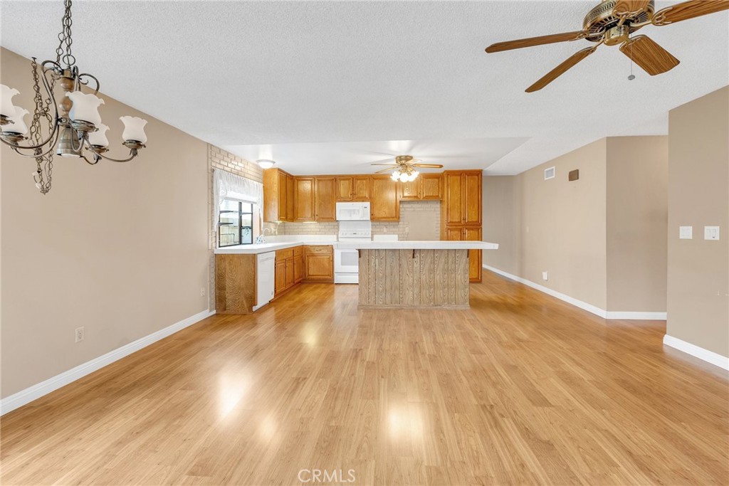 17111 Stowers Avenue