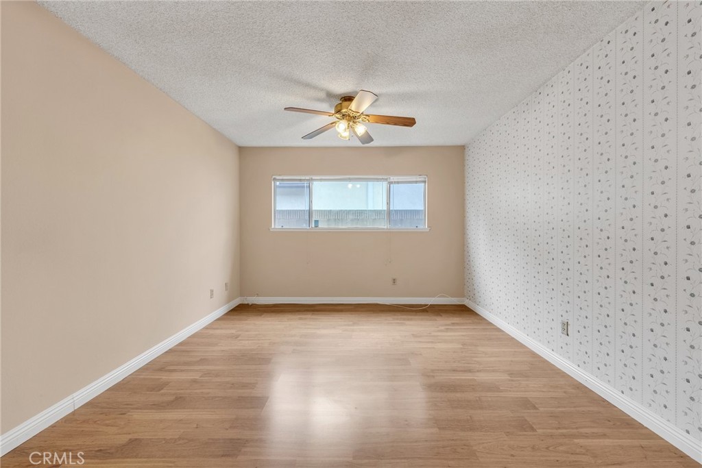 17111 Stowers Avenue