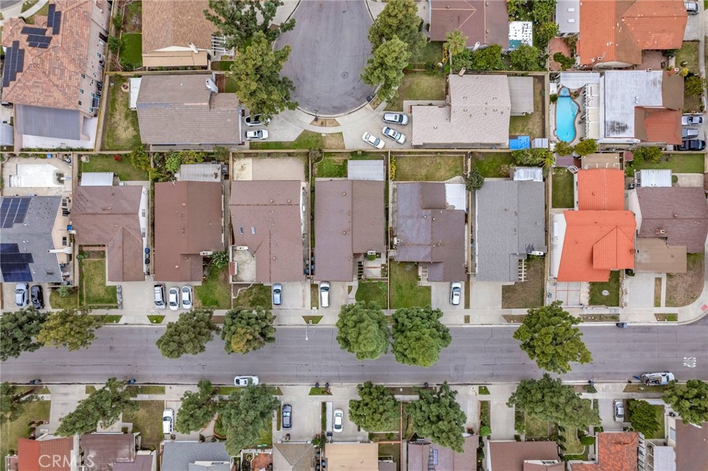 17111 Stowers Avenue