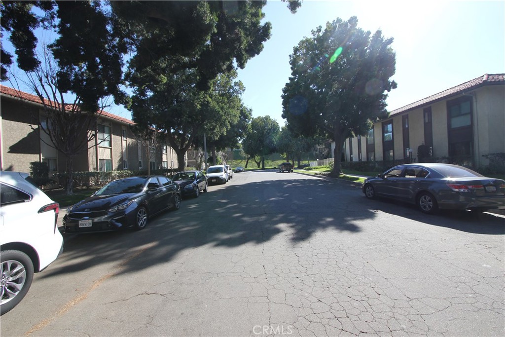 555 S La Veta Park Circle 135